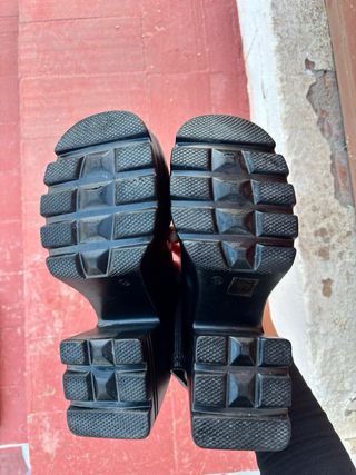 Botas plataforma track negras talla 39