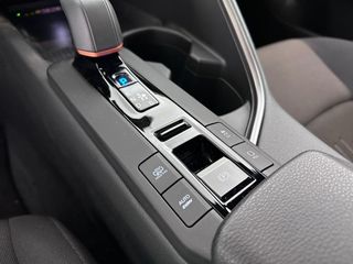 Toyota C-HR  2.0 220 PHEV Advance 2WD