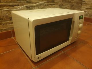 Microondas LG Blanco con Grill