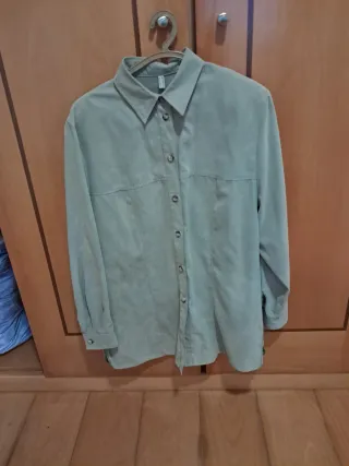 Casaco leve camurça verde-oliva