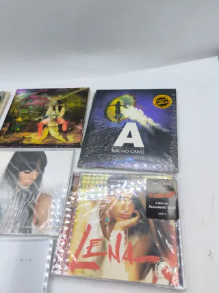 33 CDs Variados Nuevos precintados 10€ unidad