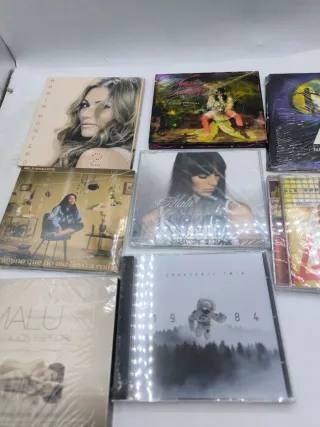 33 CDs Variados Nuevos precintados 10€ unidad
