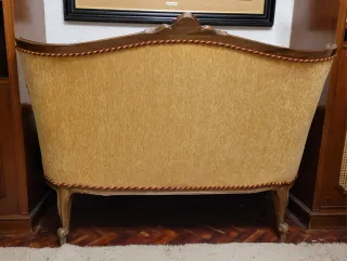 Sofá biplaza y sillones años 70