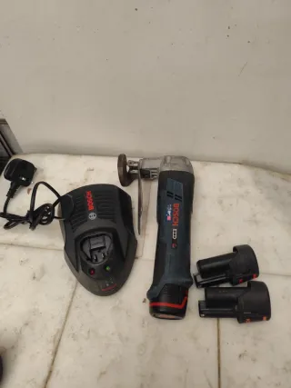 Tijeras Bosch GSC 12V-13 Professional