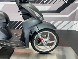 Honda Vision 110 Negra