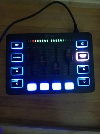 Mixer audio Ampligame SC3 per il gaming