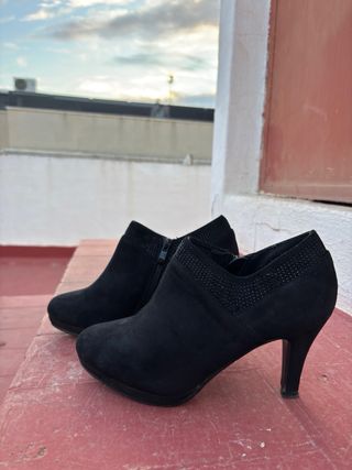 Botines tacón negros talla 39