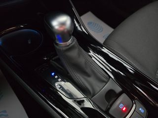 TOYOTA C-HR 2.0 180H Advance