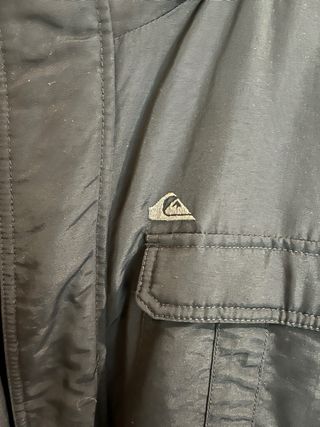 Abrigo Quiksilver Negro Talla 16 Niño equivale XS