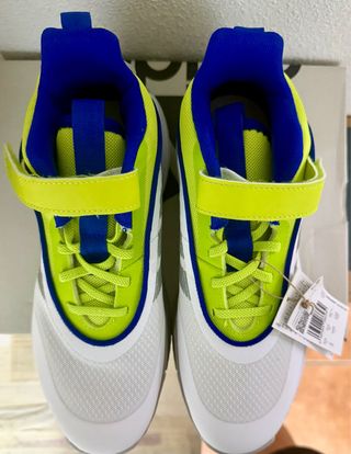 Zapatillas Adidas OWNTHEGAME 3.0. Talla 38.5