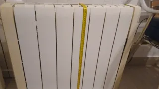 Radiador Beige y Blanco