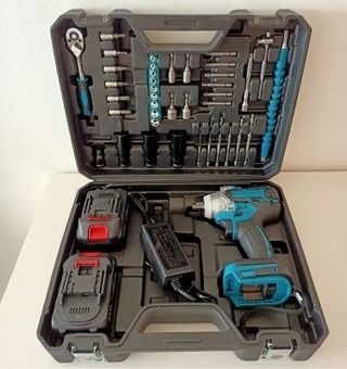 Pistola de impacto y set de herramientas