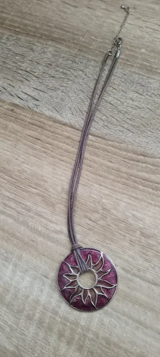 Colgante Sol Morado y Plateado