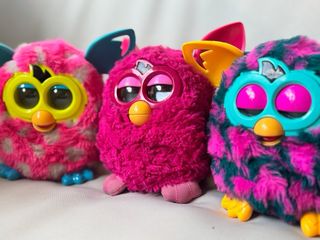 3 Muñecos Furby interactivos