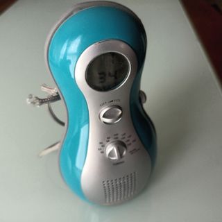 SUNSTECH. RADIO DE DUCHA.