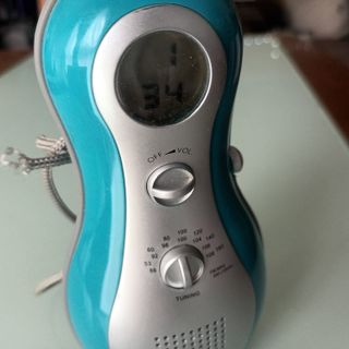 SUNSTECH. RADIO DE DUCHA.