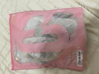 Sandalias de tacón beige con estampado animal