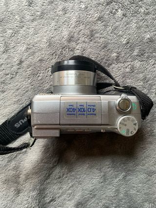 Cámara Olympus C-765 Ultra Zoom