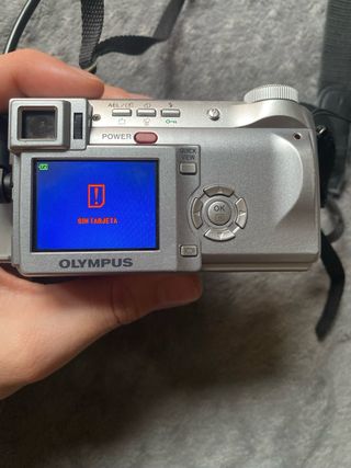 Cámara Olympus C-765 Ultra Zoom