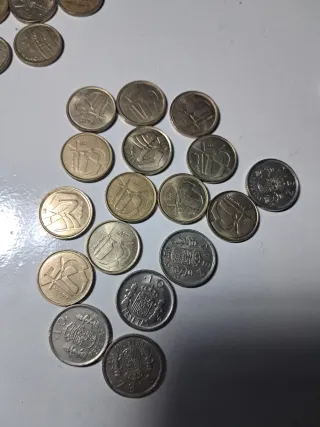 Monedas 5 y 10 Pesetas