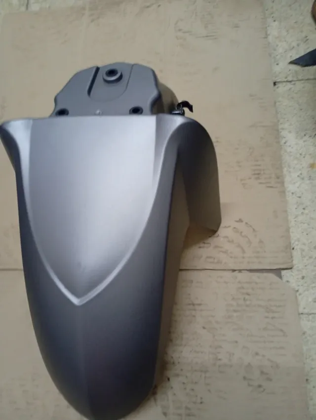 Estética completa Sym Symphony SR 125 gris