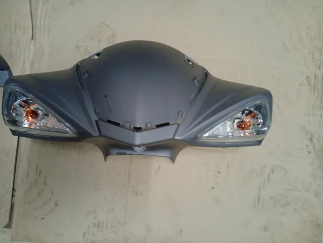 Estética completa Sym Symphony SR 125 gris