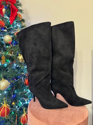 Stivali neri gambale largo