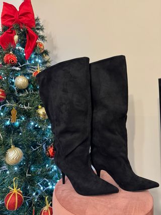 Stivali neri gambale largo