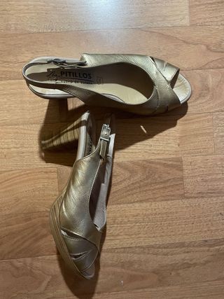 Zapatos tacón abierto Pitillos