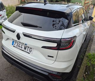 Renault Austral 200 cv hibrido 2024