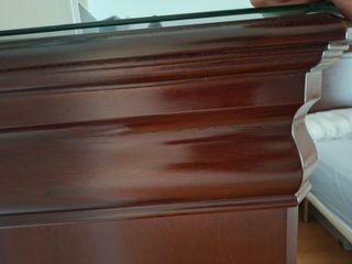 Dormitorio Caoba: Cabecero, Cómoda y Mesillas