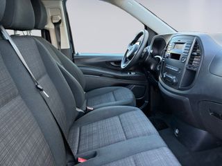 Mercedes-Benz Vito 114 CDI Largo 2019 - 8 PLAZAS
