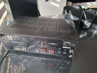 Home Cinema Yamaha Negro