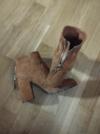 Botines Bershka Marrones Cremallera