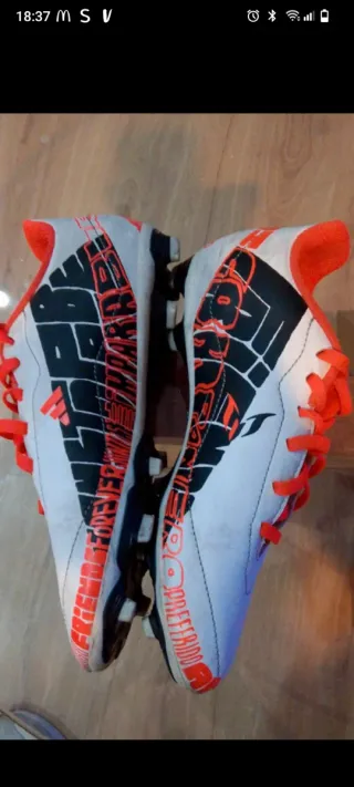 Botas Adidas niño fútbol talla 36