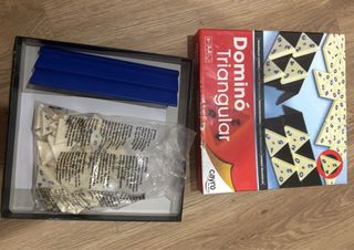 Dominó Triangular Juego de Mesa