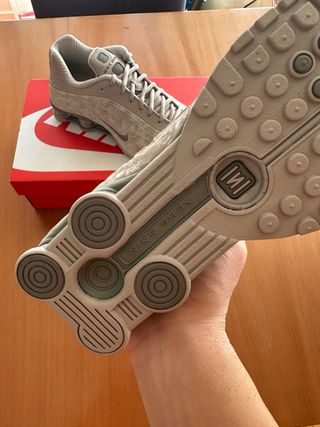 Nike Shox R4 “Beige”