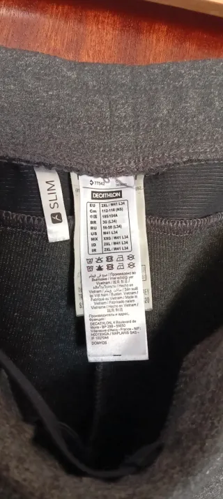 Pantalones chándal grises hombre