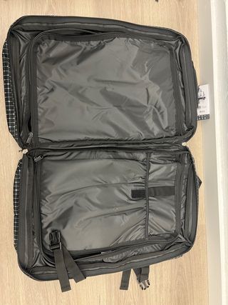 Mochila Eastpak Travelpack 42L