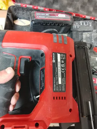 Pistola Clavos Einhell TE-CN 18 Li