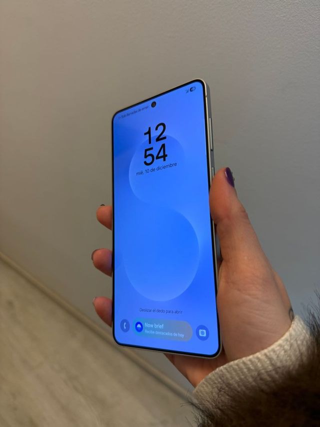 Samsung S25 Edge 256gb semi nuevo