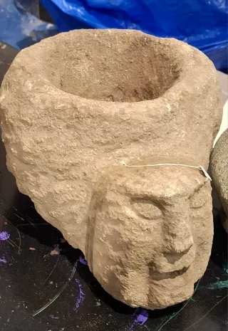 Fuente de piedra Gárgola