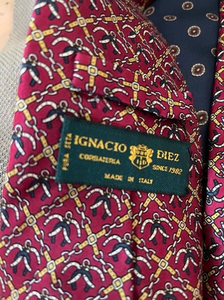 22 corbatas variadas