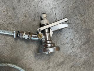 Tirador y enfriador V-100 de cerveza