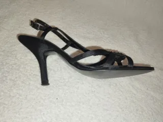 Sandalias tacón negras raso