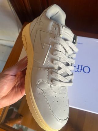 Sneakers Off-White con Virgil Abloh 2013