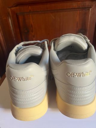 Sneakers Off-White con Virgil Abloh 2013