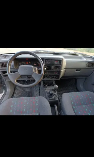 Súper oferta!!  64.000km!! Renault 19