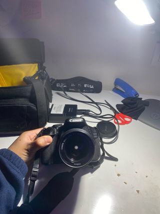 Cámara Canon pago solo en efectivo!