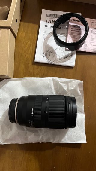 Objetivo Tamron 17-70mm f2.8 Di III-A VC RXD